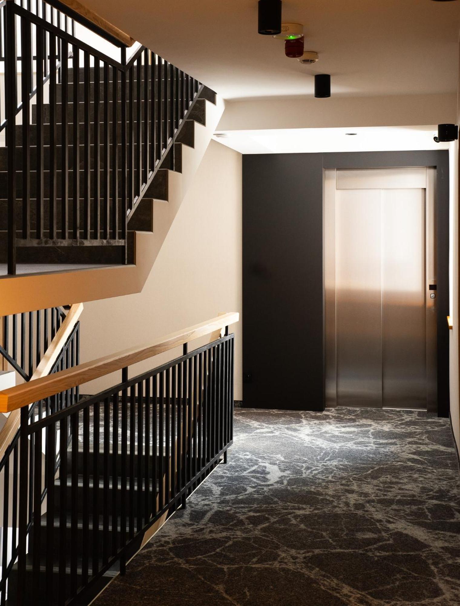 Szlakami 5 Dolin - Apartamenty Obok Doliny Strazyskiej - Sauna I Parking Gratis! Zakopane Luaran gambar