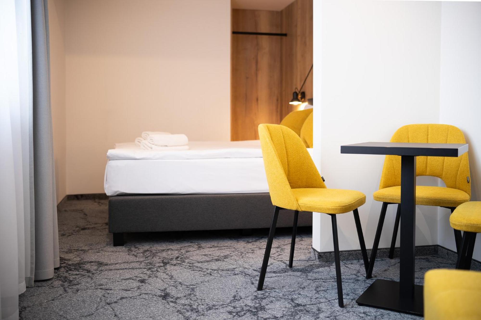 Szlakami 5 Dolin - Apartamenty Obok Doliny Strazyskiej - Sauna I Parking Gratis! Zakopane Luaran gambar