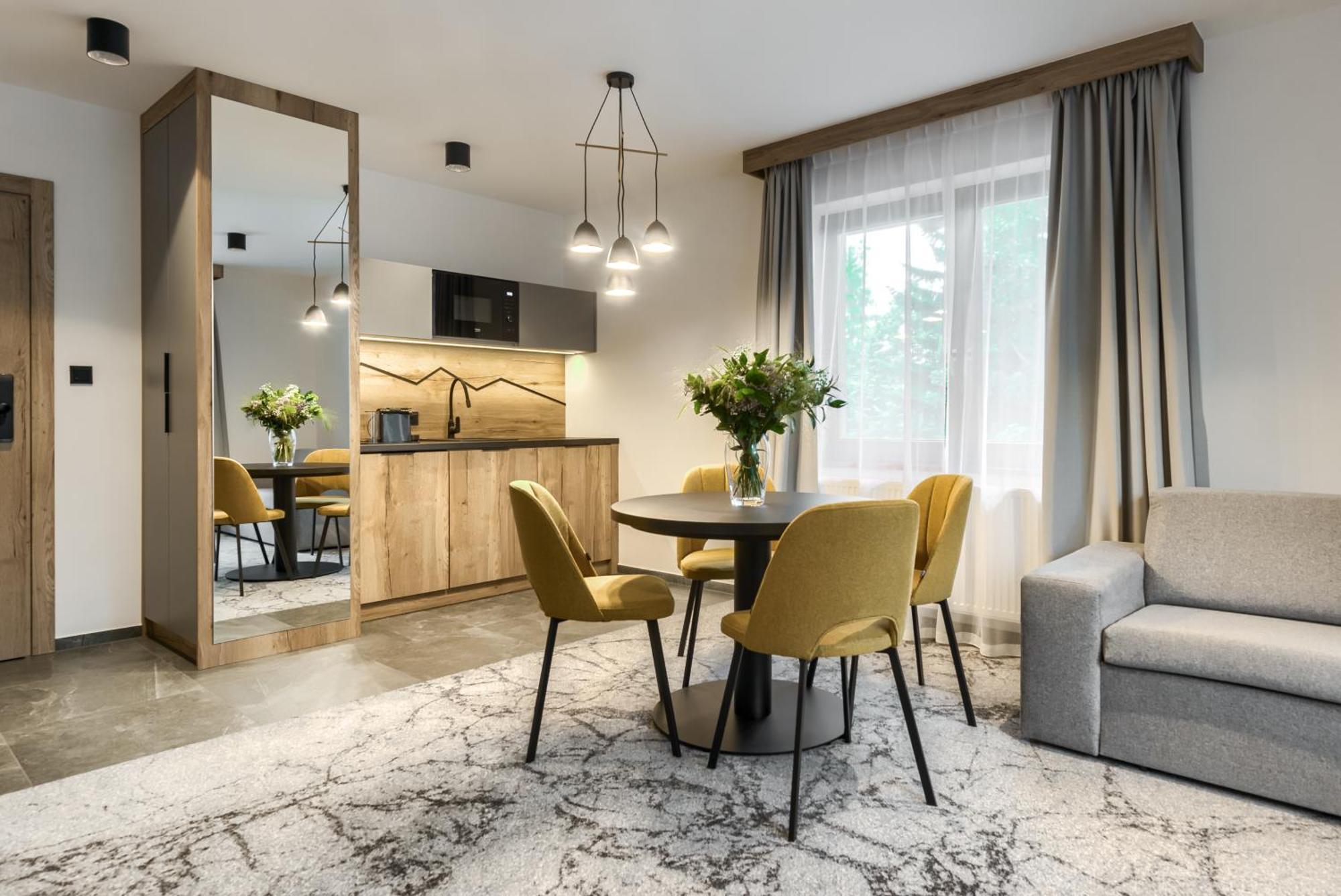 Szlakami 5 Dolin - Apartamenty Obok Doliny Strazyskiej - Sauna I Parking Gratis! Zakopane Luaran gambar